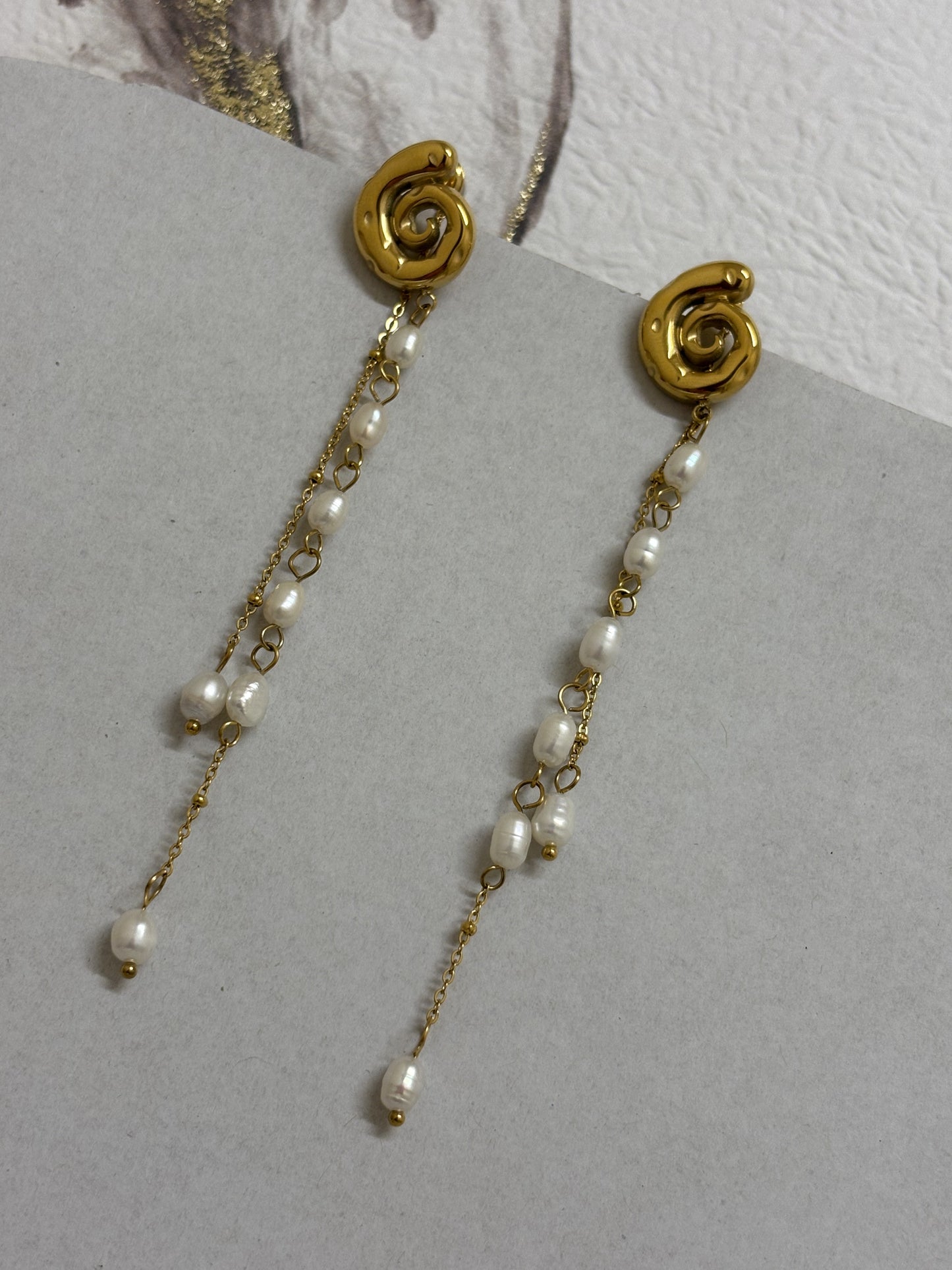 Dhalia Earrings