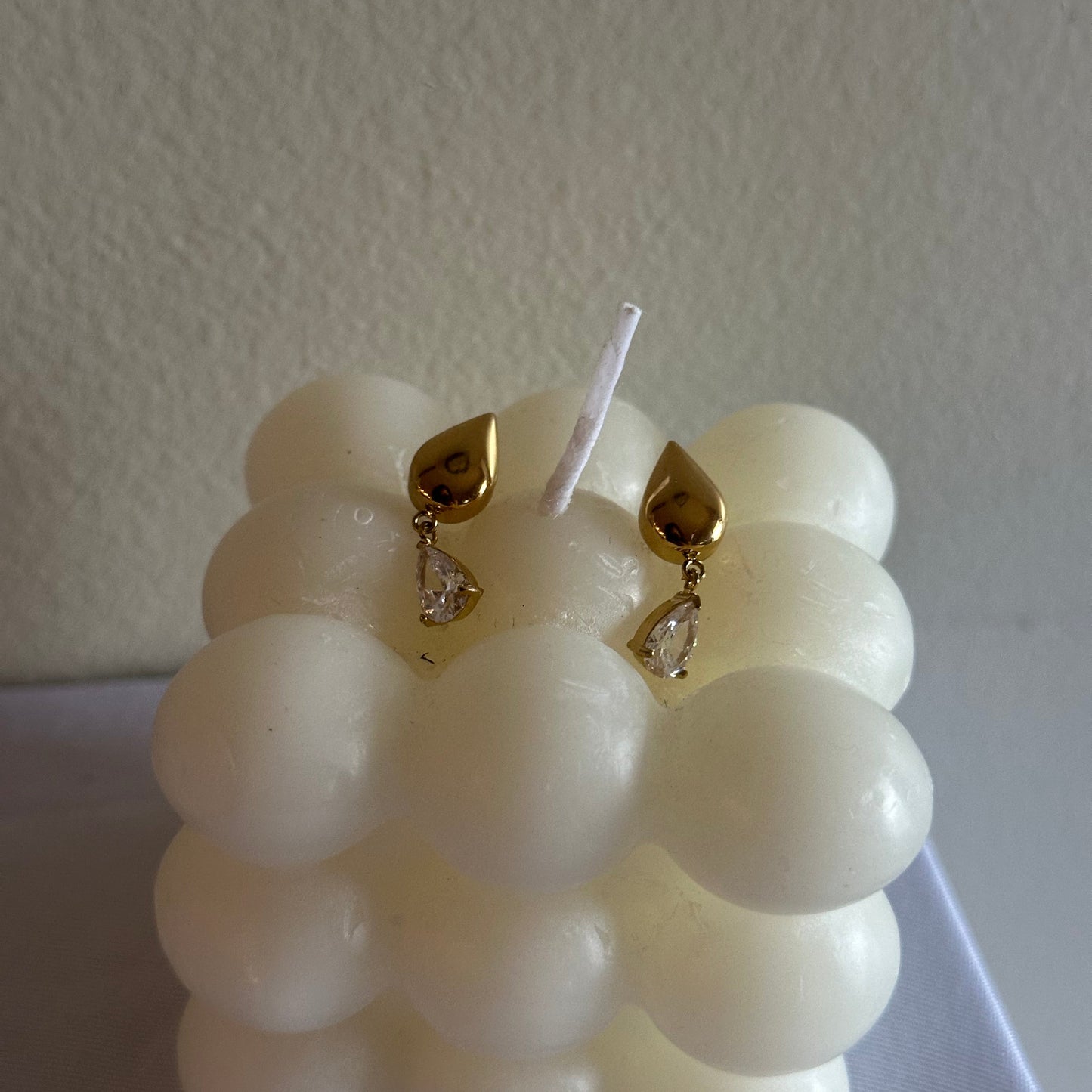 Lluvia Earrings | Gold Teardrop Drop Earrings