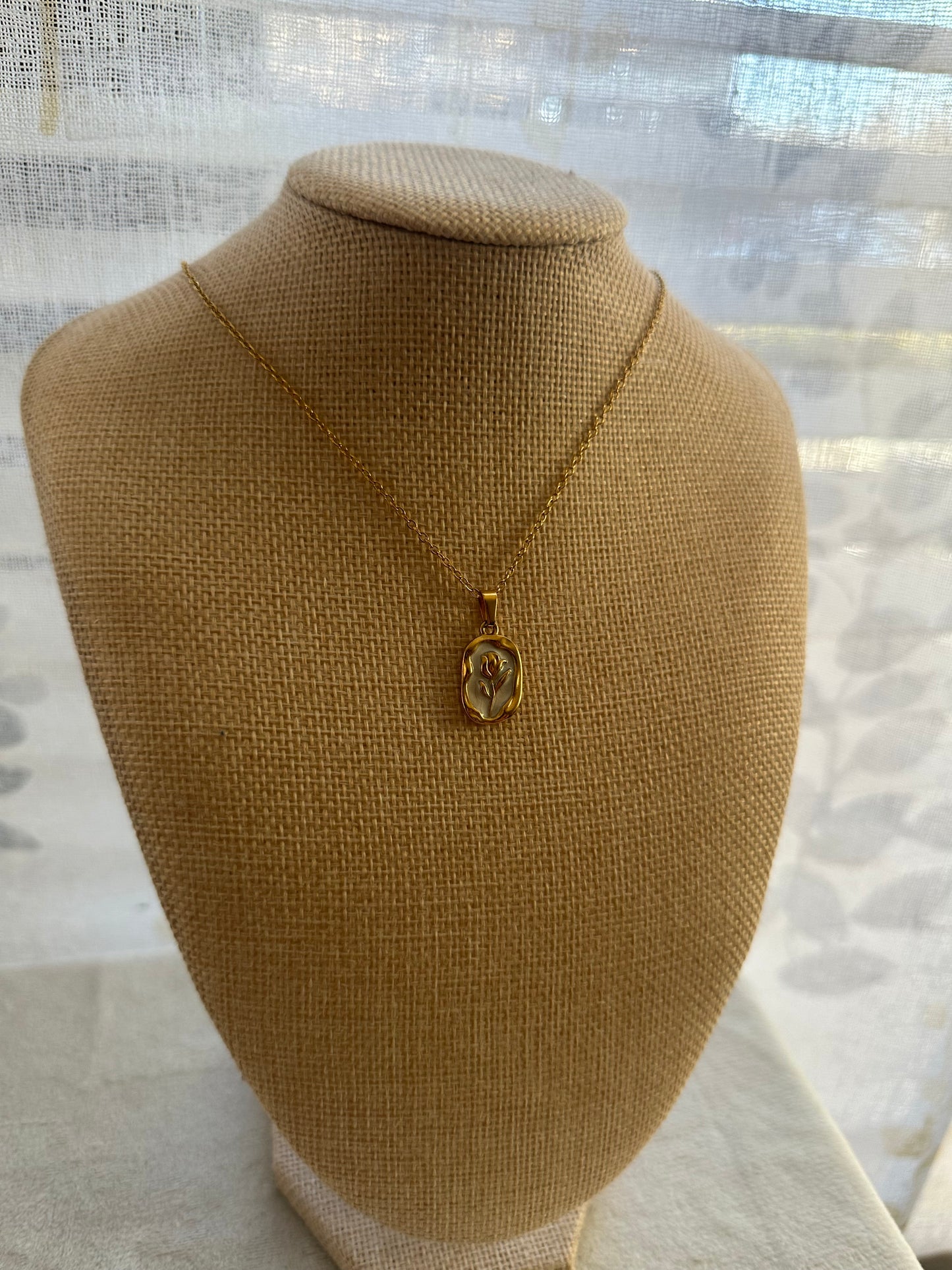 Rose Necklace