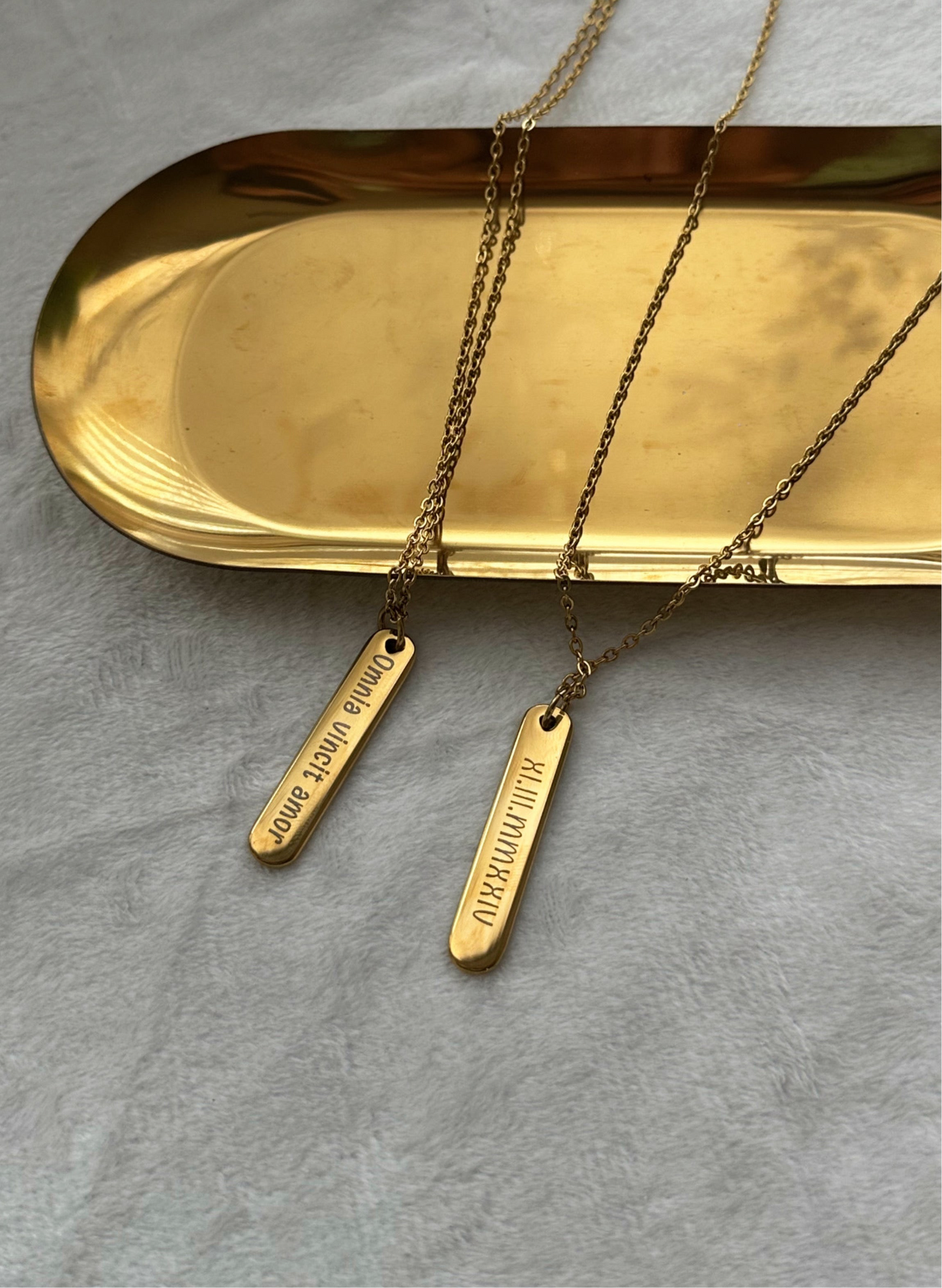 Personalized Rectangular Necklace With Txt