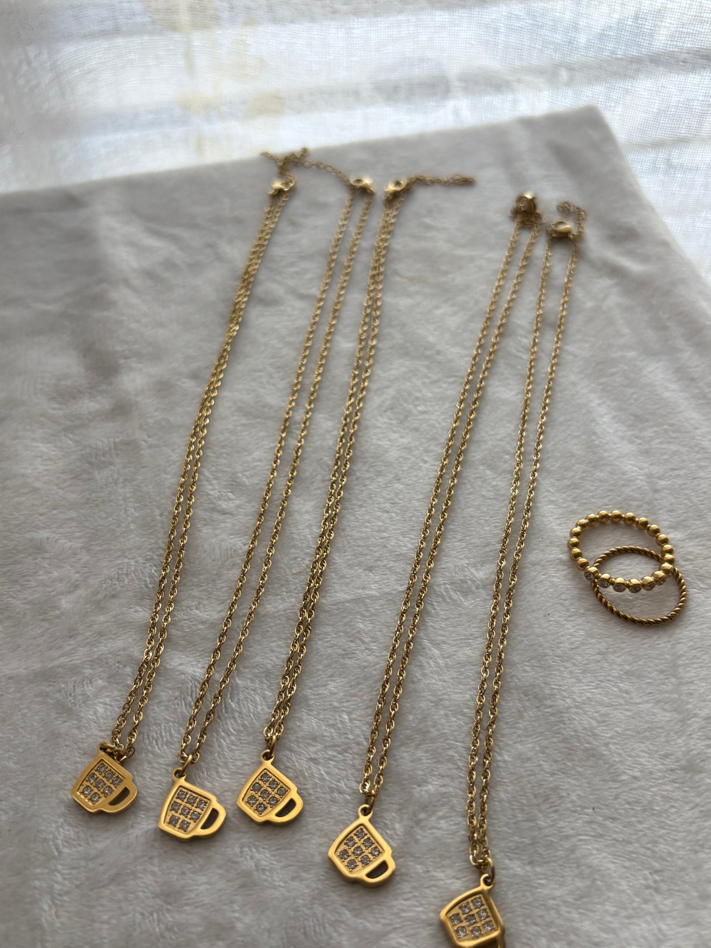 Cafecito pal’ cora Necklace