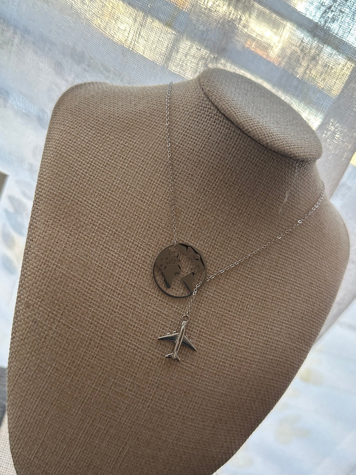 Viajera Necklace