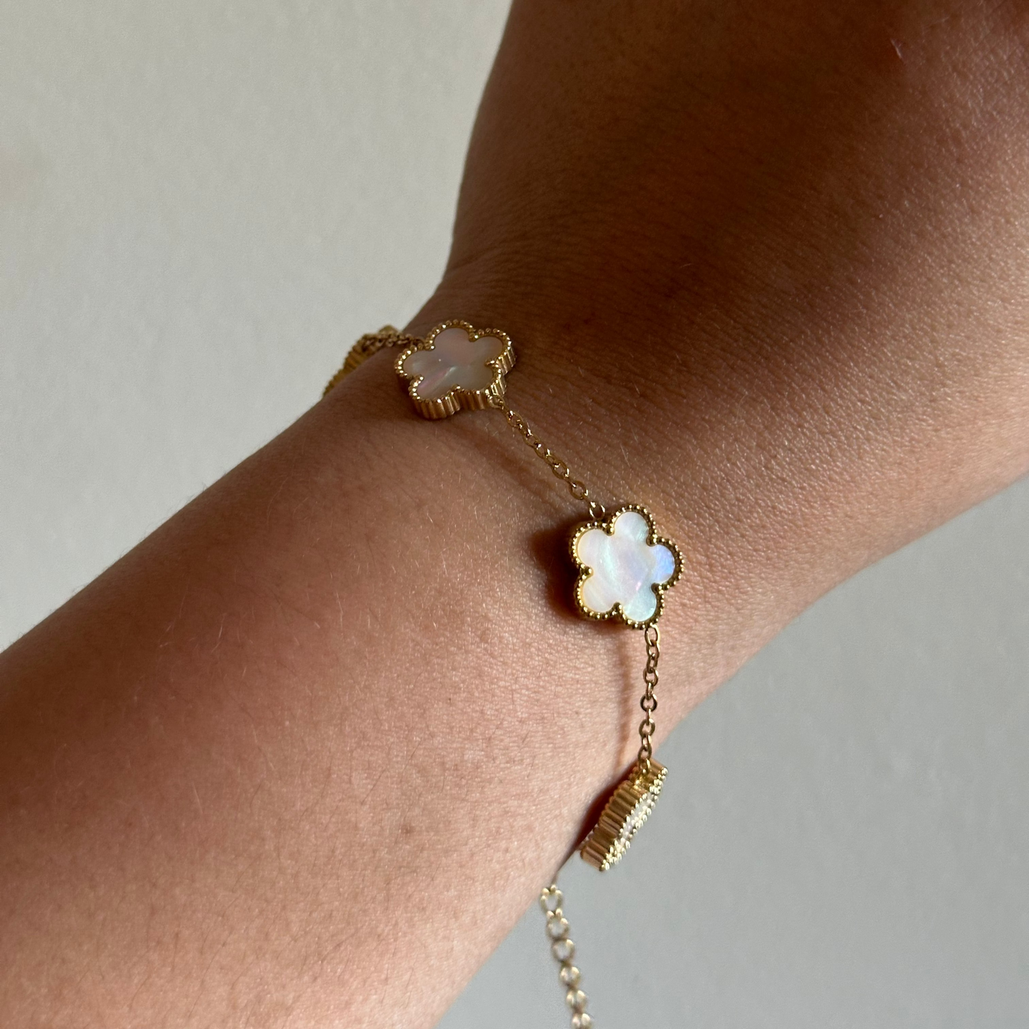 Florecer Floral Bracelet
