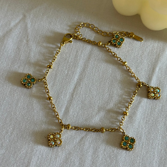 Fortuna Clover Charm Bracelet
