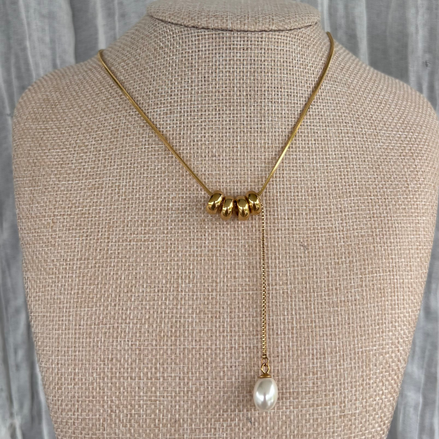 Alma Necklace